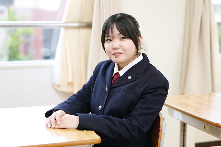 藤塚結里さん